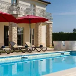 Bina Villa Labinci