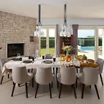 Bina Villa *