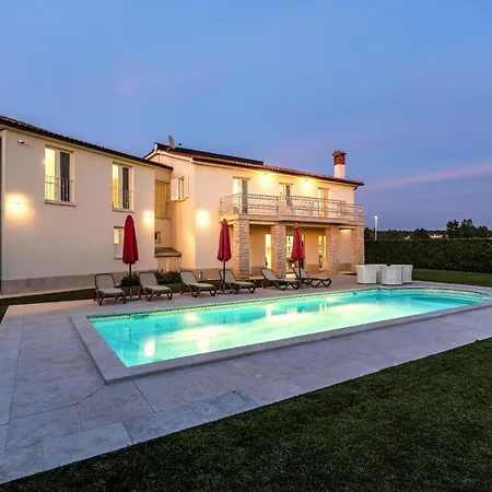 Bina Villa *