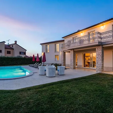 Bina Villa Labinci