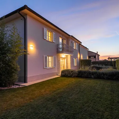 Villa Bina