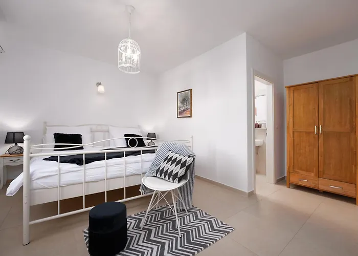 Bina Villa Labinci