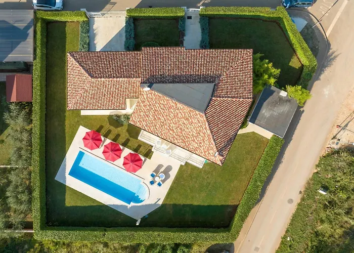 Bina Villa *